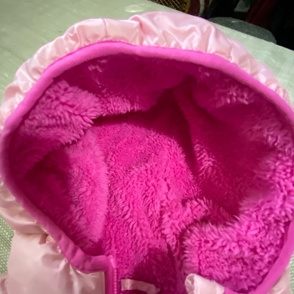 Eddie Bauer Kids Pink Down Puffer Hooded Snowsuit Bundler- Sz-6-12 mths - Picture 4 of 15